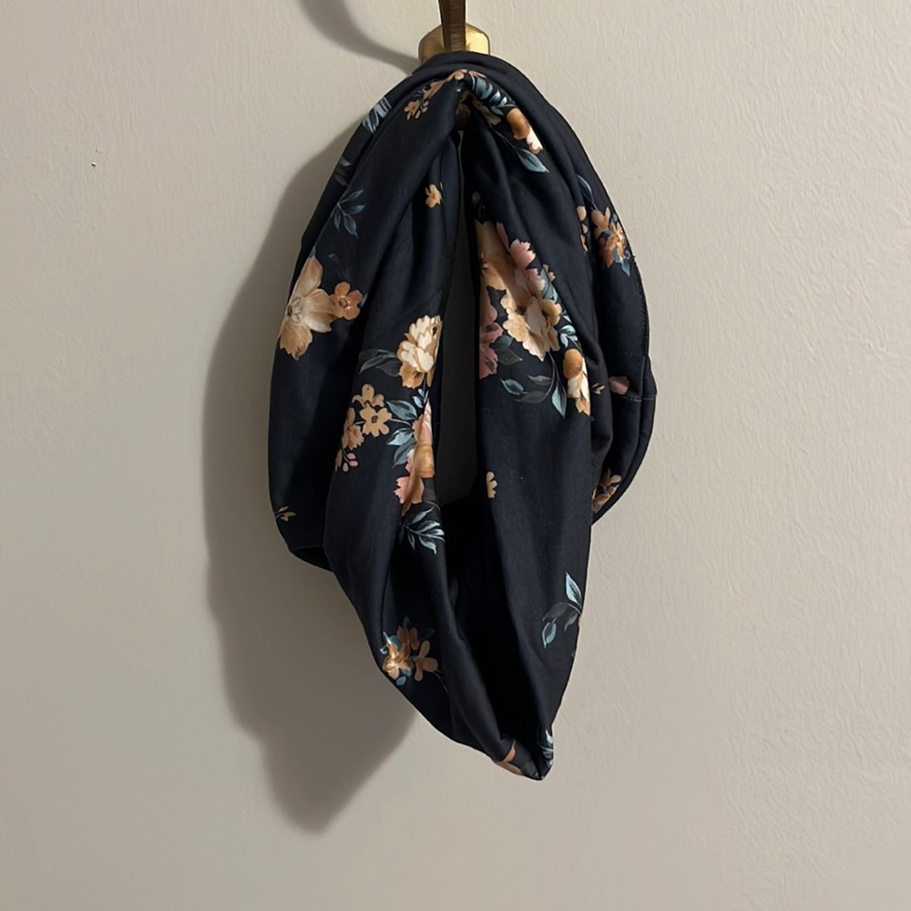 Floral Infinity Scarf - Picture 2 of 4